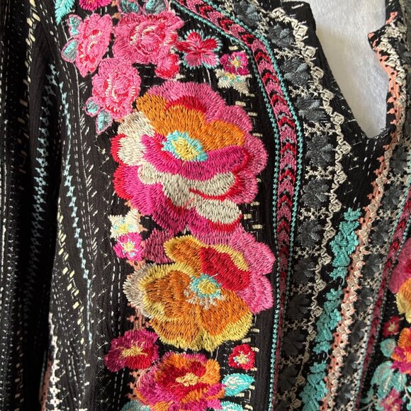 Savanna Jane Embroidered Boho Tunic Top Black Floral Stripes Bell Sleeve Sz 1X - Picture 5 of 11
